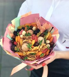Букеты из сухофруктов «Стильный»