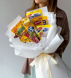 Сладкий букет в оформлении "Minion"