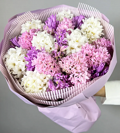 Букет из 19 гиацинтов