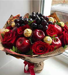 Букет из фруктов и цветов "Наслаждение"