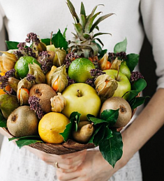 Съедобный букет "Кислинка" из фруктов