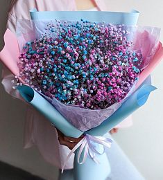 Букет из 3 голубых и розовых гипсофил 