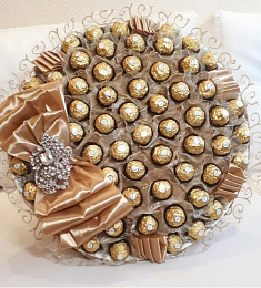 Букет из конфет "Банкет" с Ferrero Rocher
