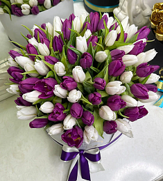 Букет "You & Me" из 101 тюльпана