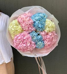 Букет из 7 королевских гортензий