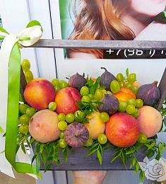 Корзины с фруктами и цветами "Инжир"