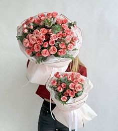 Комбо " Мама и дочка" 4.0 дуэт букетов из пионовидных роз 