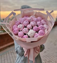 Букет 25 пионов