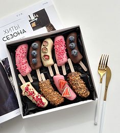 Банановый бокс "Банановый экстаз" M бананы в шоколаде в оригинальном оформлении