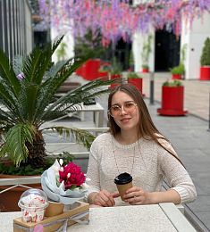 СЕТ "Трио с пионом"