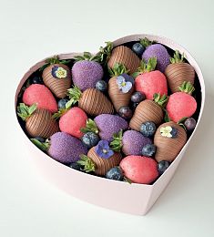 Клубничный бокс "Рианна" клубника в итальянском шоколаде